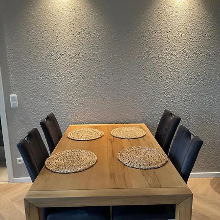 Auf Dem Kettwiger Boegel 아파트 *